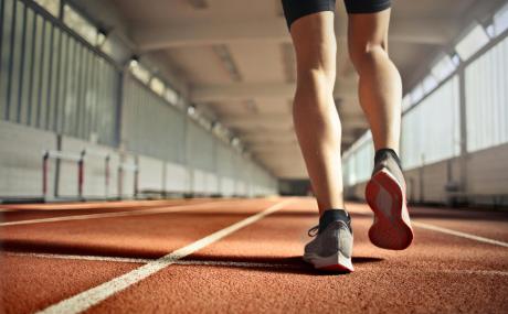 legs on track